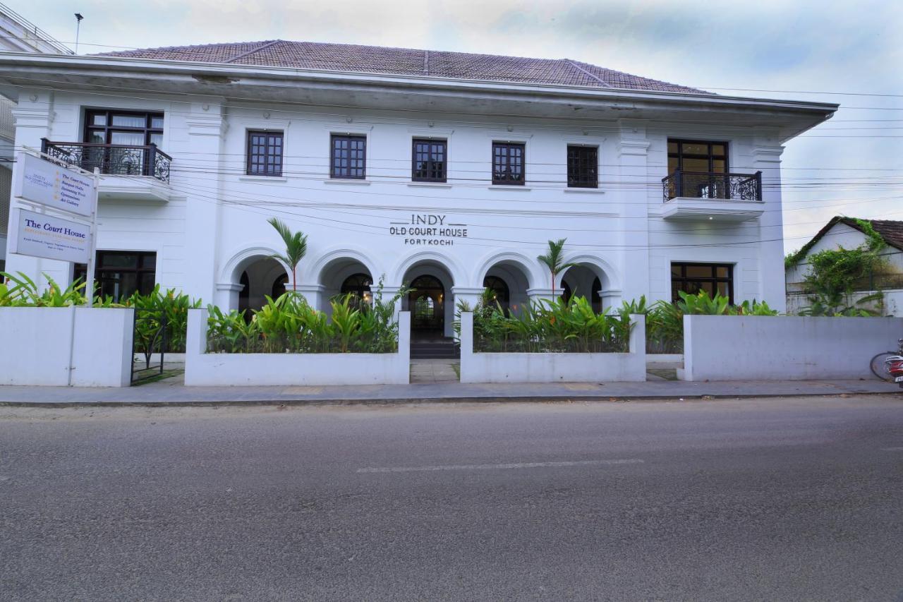 Hotel Alpha Old Court House Kochi Exterior foto